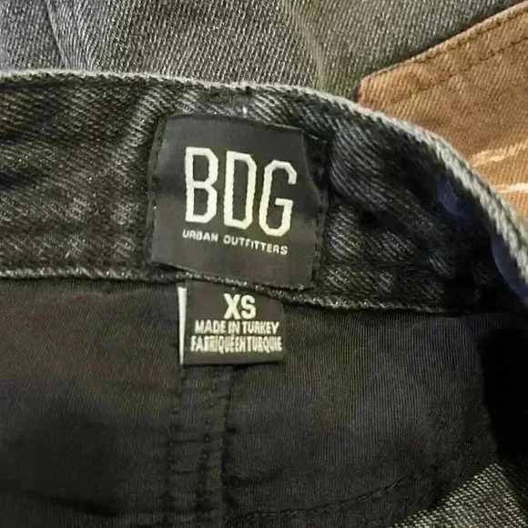 Urban Outfitters XS Dark Blue Denim Mini Skirt Button Closure Women's Short - Picture 5 of 5